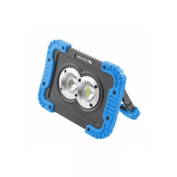 LED reflektor elemmel