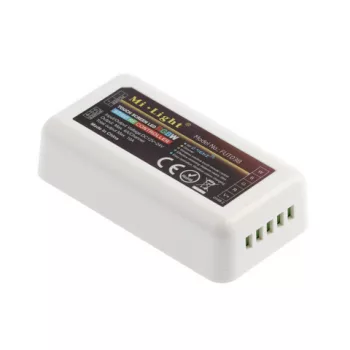   LED 4 zónás RGBW vezérlő, 12-24VDC, max. 180W/12V, max. 360W/24V, 6A&csatorna, IP20 (IR távirányítóval működik)