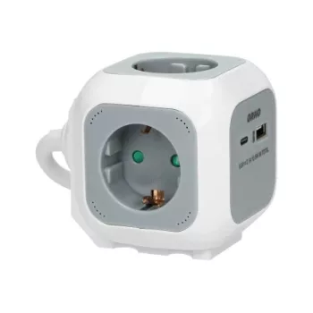 4x2P+E (Schuko) hosszabbító aljzat