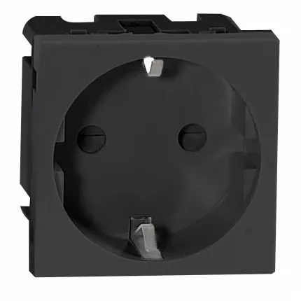 NOEN GS, szögletes foglalat modul, fekete 45x45mm 45° 1x2P+E, F Schuko típus, 16A 250V